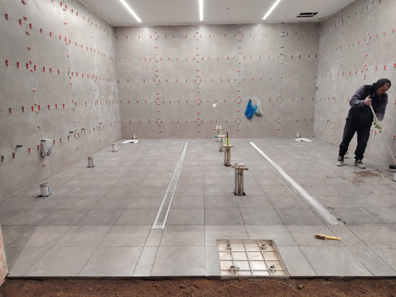 خلفيات سيراميك وبرسلين ومرمر شغل درجه اولا استفسار خبرني ***********
