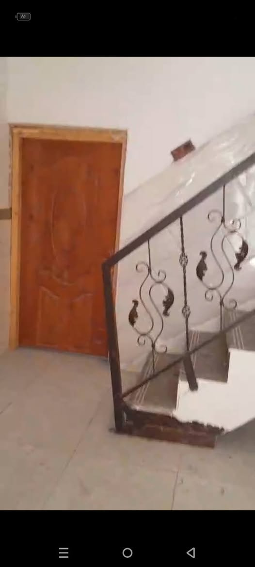 ▪️بيت للبيع مساحه 70م - 3طوابق بناء نظيف
▪️الموقع الحر الكابينات يبعد عن التبليط 200م

▪️يتوفر كافة الخدمات متوفره مدارس مستوصف اسواق

-يحتوي على 3غرف نوم استقبال صاله مطبخ صحيات عدد 2 

-طابق الثالث يحتوي على سطح +مخزن

▪️جنس العقار طابو زراعي سند 25 إقرار محكمة 

▪️السعر 75

☘️يوجد تصوير للبيت ☘️

▪️ للاستفسار اكثر مراسلتنا خاص


**إذا كنت صاحب هذا الإعلان وتريد حذفه لأي سبب، رجاءا أرسل رسالة إلى الدعم الفني**