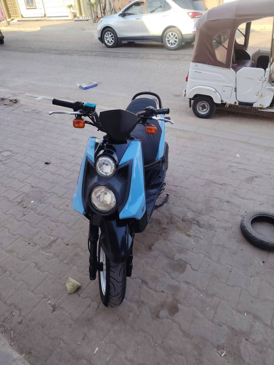 للبيع زيرو السعر ١٣٠٠ وبيه مجال مستعجل على بيعته ***********
