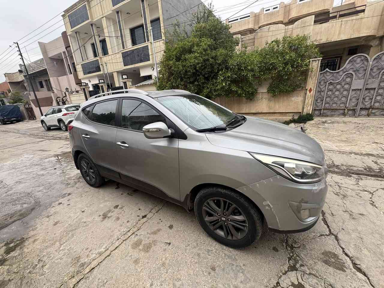 سلام عليكم
للبيع توسان موديل 2015 خليجي رقم اربيل بأسمي
محرك 2000 دوش 
دفع رباعي
تحكم استيرن
لايد ابو حاجب
ويل كروم 5
اشاير بالمري
محرك بلادي مامفتوح
صبغ 4 قطع كل قطعة شبر اثر شخوط وشرط بدون دواخل

سعر 129


**إذا كنت صاحب هذا الإعلان وتريد حذفه لأي سبب، رجاءا أرسل رسالة إلى الدعم الفني**