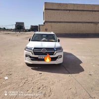 لاندكروز بريم • ٢٠١٩ • ١١٨٠٠٠