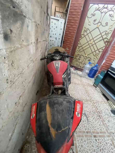 سلام عليكم دراجه بطح شحن بطح شحن موديل 2023 نقص بطاريات وملف خلفي 
يرادله ترتيب كفراته كله كامله مكمله مابيهن لا كسر ولا نقص كلهن موجدات عقل مالته موجود 
يرادله ب ٤٠٠ وبي مجال شراي يتصل مكاني بغداد حي الجهاد 
الاتصال *********** غير متواجد ع انترنيت فقط رصيد 
شراي يتصل ملاحضه دراجه ماخذيه ب ١٦ ورقه
