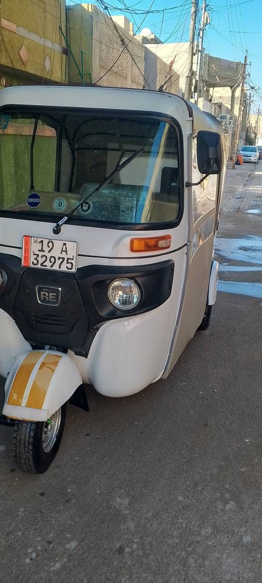 سلام عليكم تكتك موديل 2022 رقم وسنوية كربلاء كفالة كشر ومحرك تكتك جديده تحويل ثاني يوم السعر 8700 وبيهة مجال مكاني البياع الشرطة الخامسه رقم ***********
