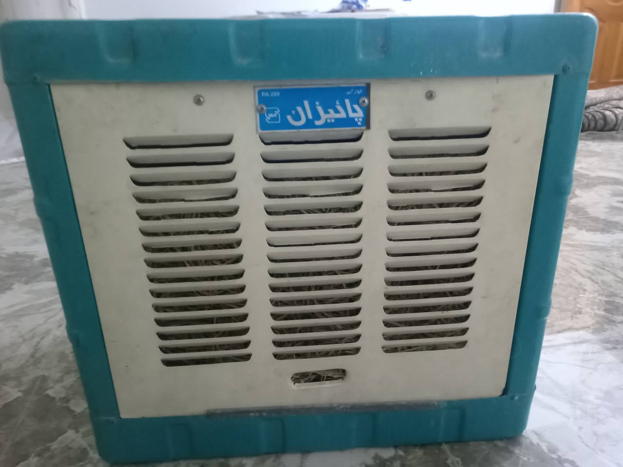 السلام و عليكم ورحمة
متوفر مبرده صغيره نضيفه جديده باب اول استعمال قليل  يريده يراسلني


**إذا كنت صاحب هذا الإعلان وتريد حذفه لأي سبب، رجاءا أرسل رسالة إلى الدعم الفني**
