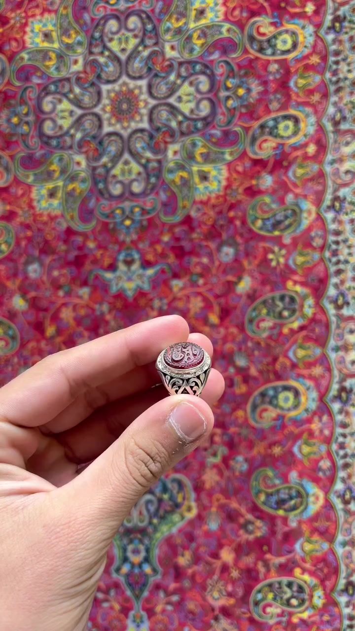 خاتم عقيق يماني كرزي الكرز  صياغه يدويه خط يدوي وداير ماس  السعر ١٨٥ تواصل خاص


**إذا كنت صاحب هذا الإعلان وتريد حذفه لأي سبب، رجاءا أرسل رسالة إلى الدعم الفني**