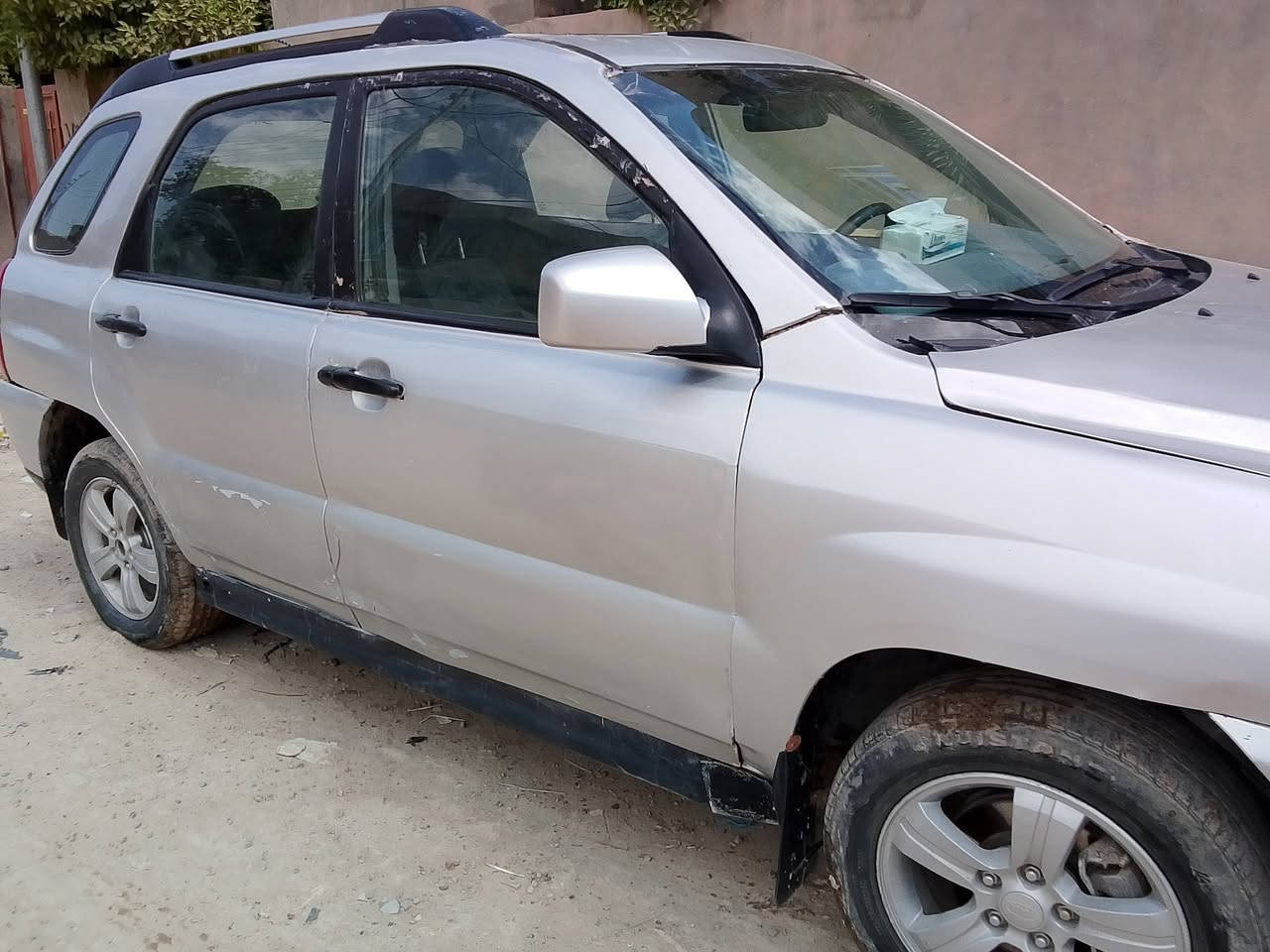 السلام عليكم
كيا سبورتج 2009 للبيع 🚘✨

محرك جديد مكفول، ما صارله شهر من التبديل ويا ضمان شهر 🔧

تبريد شغال ❄️

السيارة مجفية جهة وحدة ومصبوغة صبغ عام

شاشة + كاميرا 📺📷

سنوية موجودة لحد 2029

تحويل مو كفالة

السعر: 80

العنوان: صلاح الدين / سامراء 

للاستفسار: *********** 📞
