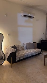 ٥ مقاعد • ٥ كوشات • كراده بغداد