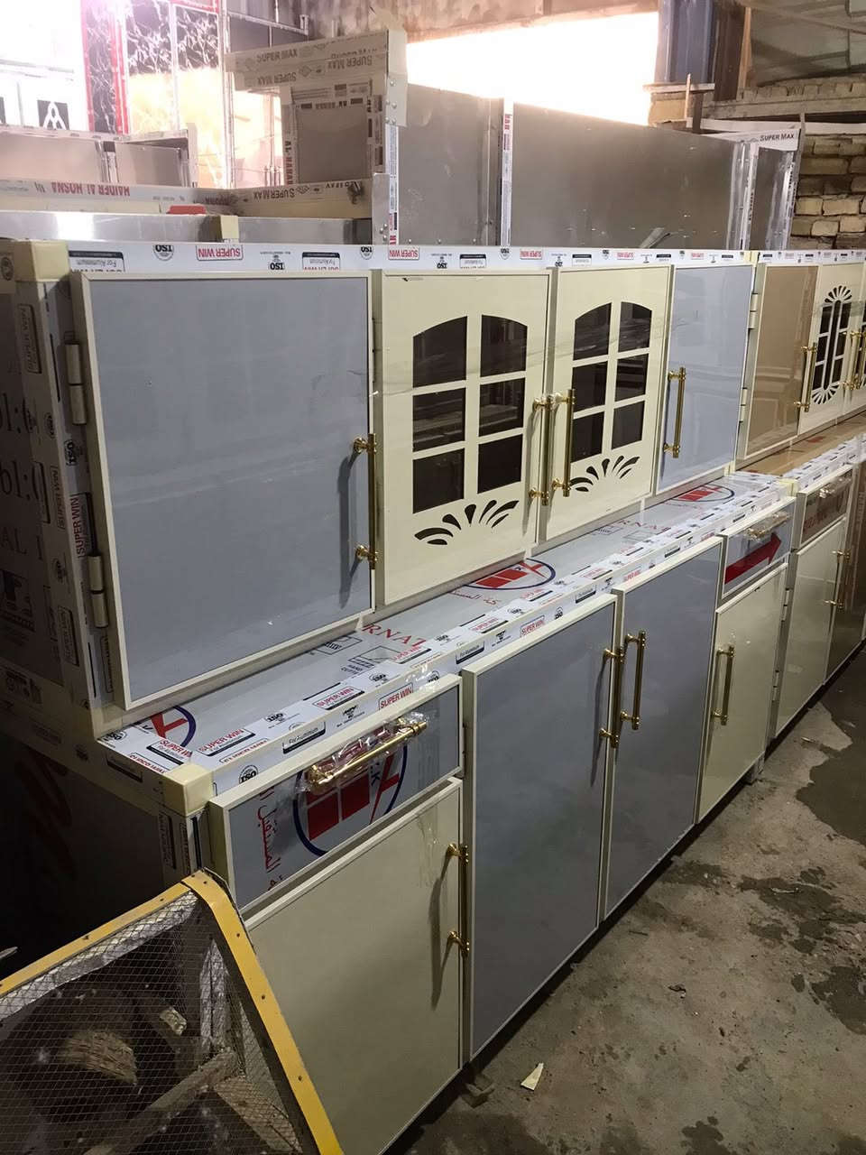 كاونترات تزكام كلمن وسعره نزل الصوره وانطيك  السعر العنوان ناصريه شارع الاخلاص يوجد توصيل ***********
