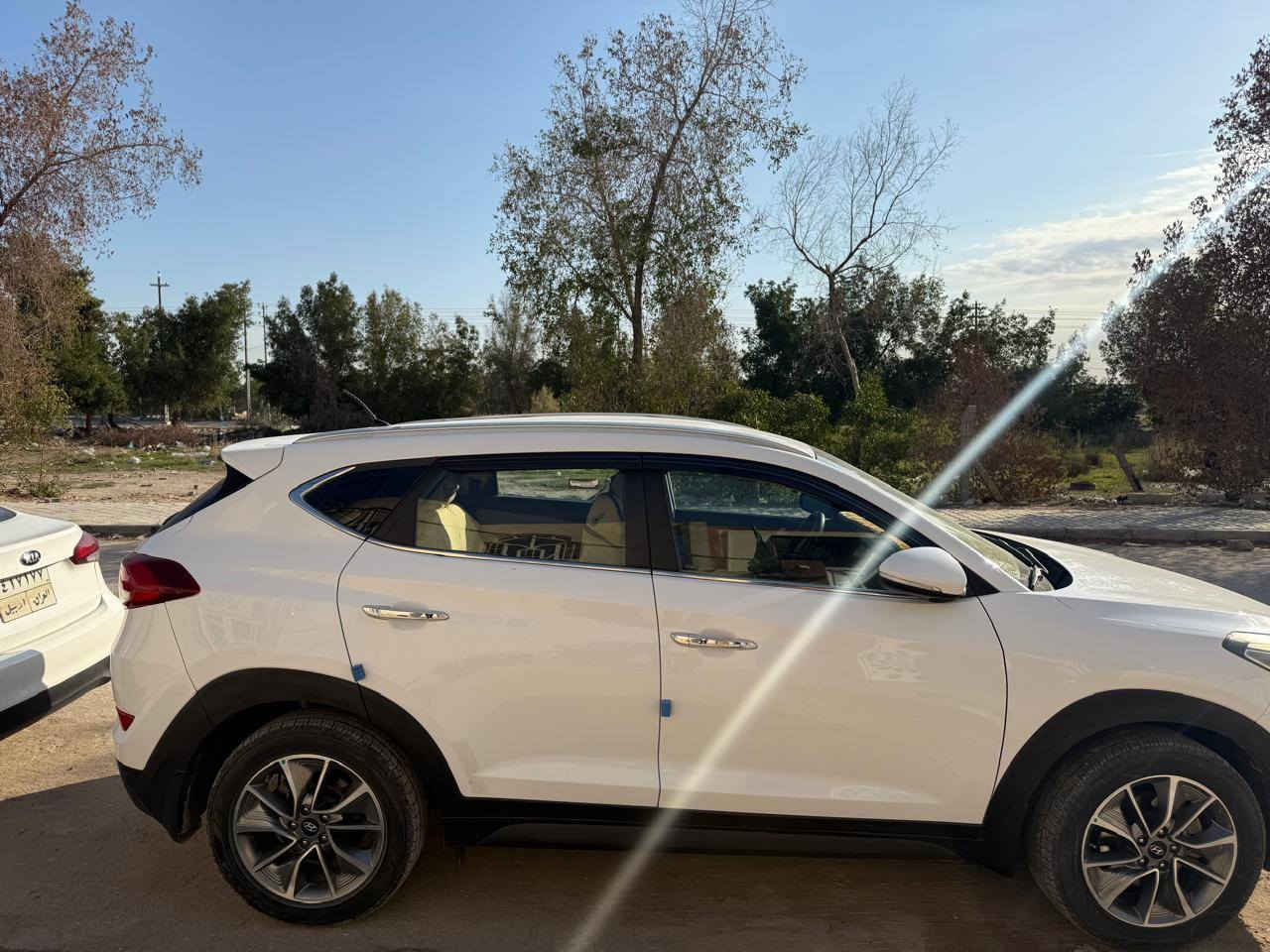 السلام عليكم اخوان رمضان كريم عليكم توسان 2018 ماشي 122 الف استخدام شخصي سياره حلوه مابيها اي نواقص والسونار موجود مع الصور ملاحظات بسيطه سعر السياره 185 مع المجال حق الجيه رقم صاحب السياره ***********
