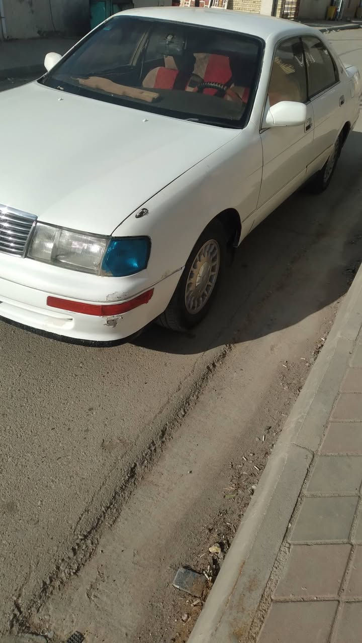 سلام عليكم البيع او مراوس بطه متصل موديل ٩٢سياره مكفولة كص وضربه علمن سياره جاهزه مكينه وكير وحماده تخم تاير وتبريد السعر ٥٠ وبي مجال رقم انبار راعيه بالقادسيه ***********
