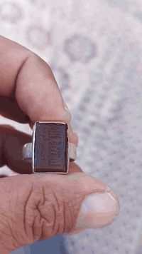 خاتم يماني قديم حجره وصياغة للييع أو المراوس


**إذا كنت صاحب هذا الإعلان وتريد حذفه لأي سبب، رجاءا أرسل رسالة إلى الدعم الفني**