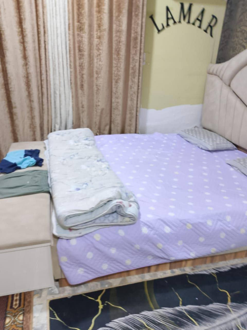 غرفه نوم تركيه اخت الجديده استخدام جدا قليل تتكون من 7قطع الشراي يجي خاص


**إذا كنت صاحب هذا الإعلان وتريد حذفه لأي سبب، رجاءا أرسل رسالة إلى الدعم الفني**