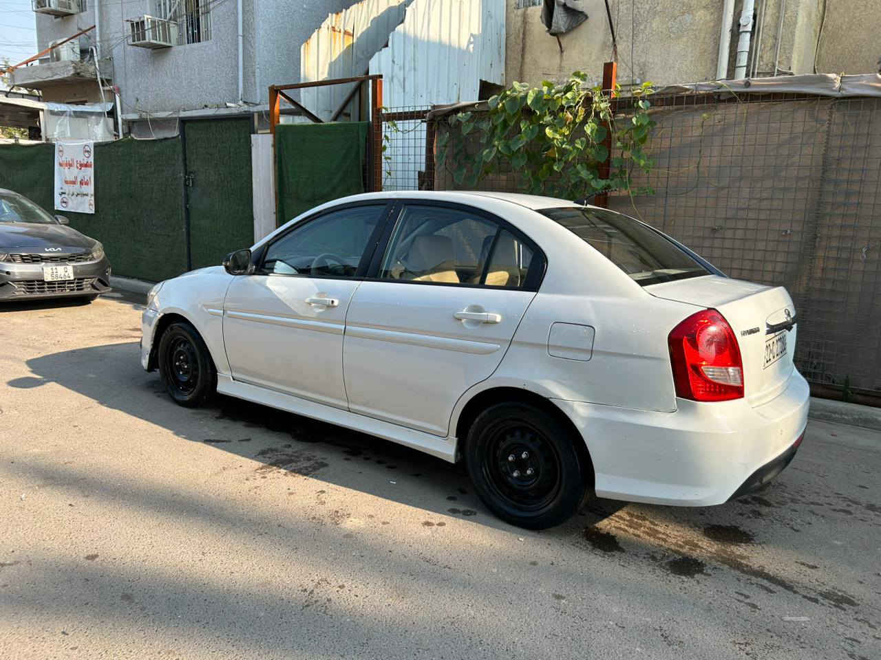 السلام عليكم
اكسنت ٢٠١١ خليجي
رقم اربيل الدولي
حادث بالجاملغ الامامي الايسر 
وبيها مكانات صبغ
السعر ( ٨٥ ) ورقة مجال قليل 
او مراوس حسب القناعة 
مكاني بغداد الكرخ
رقمي واتساب
***********
