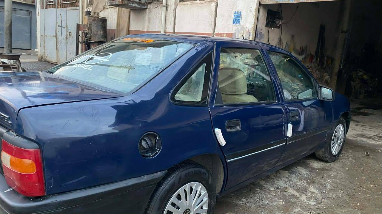 فكتره نضيفه للبيع السعر 33رقم مصطرة كير محرك شرط تواير جدد كهربائيّة كلها شقاله شرط التحويل هزه جديدة صبق احزام /***********//***********
