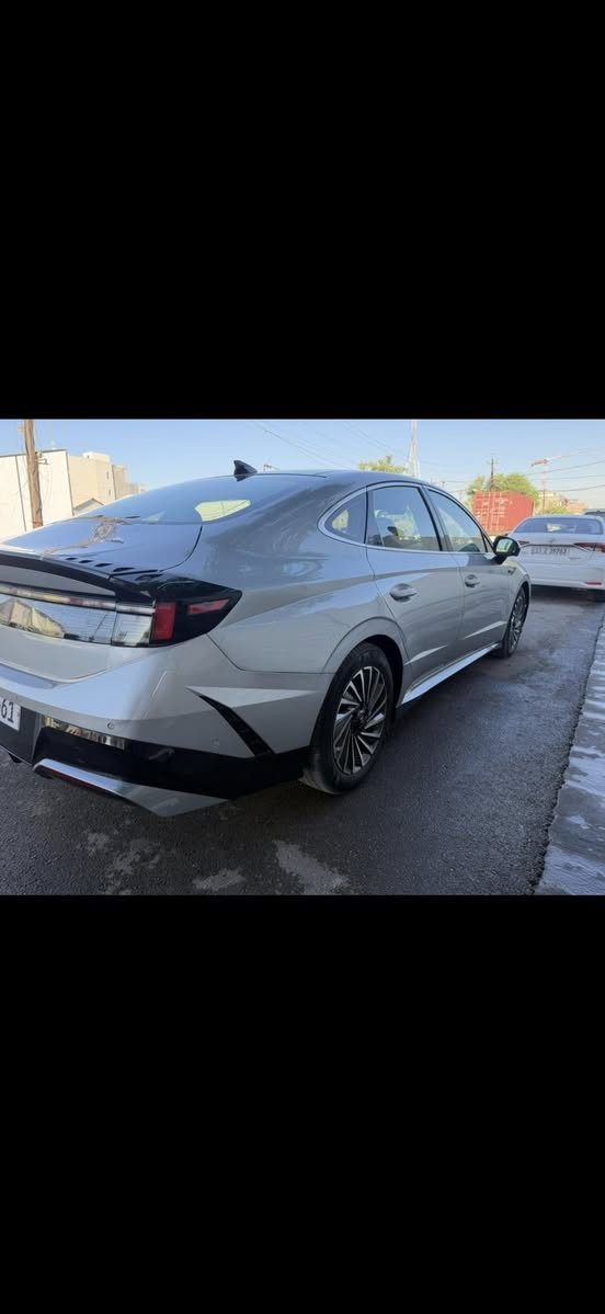 سلام عليكم
سوناتا وارد امريكي هايبرد موديل 2024
حادث جاملغ خلفي وقبق جنطه بدون يرباك 
الفئه لمتدد فول الاخير ماحاجه اذكر شي 
رقم بغداد باسمي 
بيع فقط بدون مراوس 
مكاني بغداد 
غير متواجد ع الفيس 
الاتصال ***********
