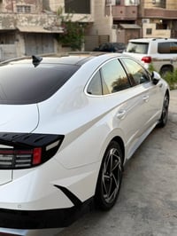 سوناتا 2024 خليجيه فول فول 1/1 بانوراما داخل قرميدي صندوك كهرباء كراسي...