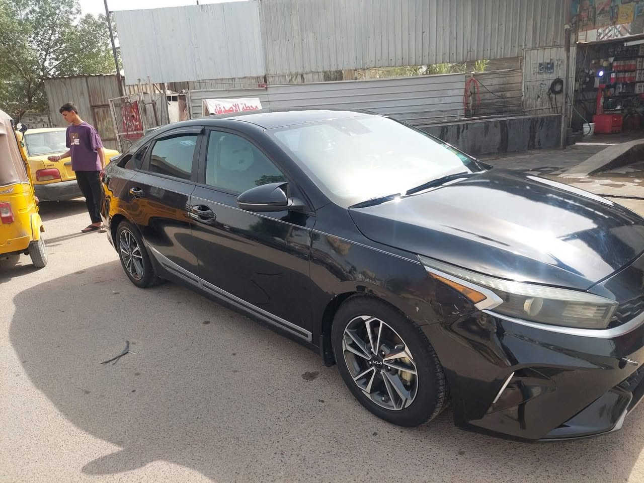 سلام عليكم فورتي 2024 سياره جديده بيه بنيد صبغ فقط وجاملغ بارد كير مكينه مكفوله سياره بسمي تحويل ثاني يوم مواصفات شاره بلمري شاشه جبيره سياره كلش حلوه                     السعر 120 وبيه مجال            الاستفسار ***********
