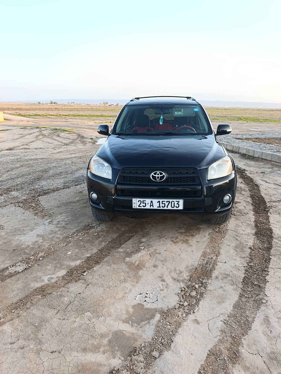 للبيع اوامراوس راف فور موديل 2011 السياره حلوه بيها ثلث قطع اماميه رقم كركوك سنويه جديده2030 دفتر بانزين السياره فول موصفات تايرات جدد السياره مال جناي السعر جدا مناسب 85 اوبيها مجال المكان الحويجه رقم ‏‪0782 495 3508‬‏ /***********
