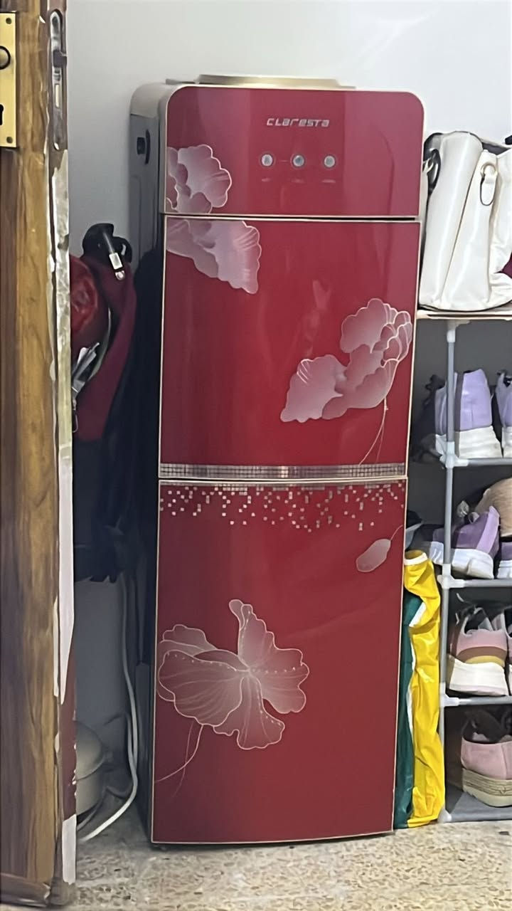 الغراض للبيع عيوني انتم
الثلاجه سعر ١٥٠وبيها مجال 
والمجمده سعرها ١٢٥وببها مجال
والبراد٣٠
التواصل واتساب***********
الاتصال على الهاتف***********
