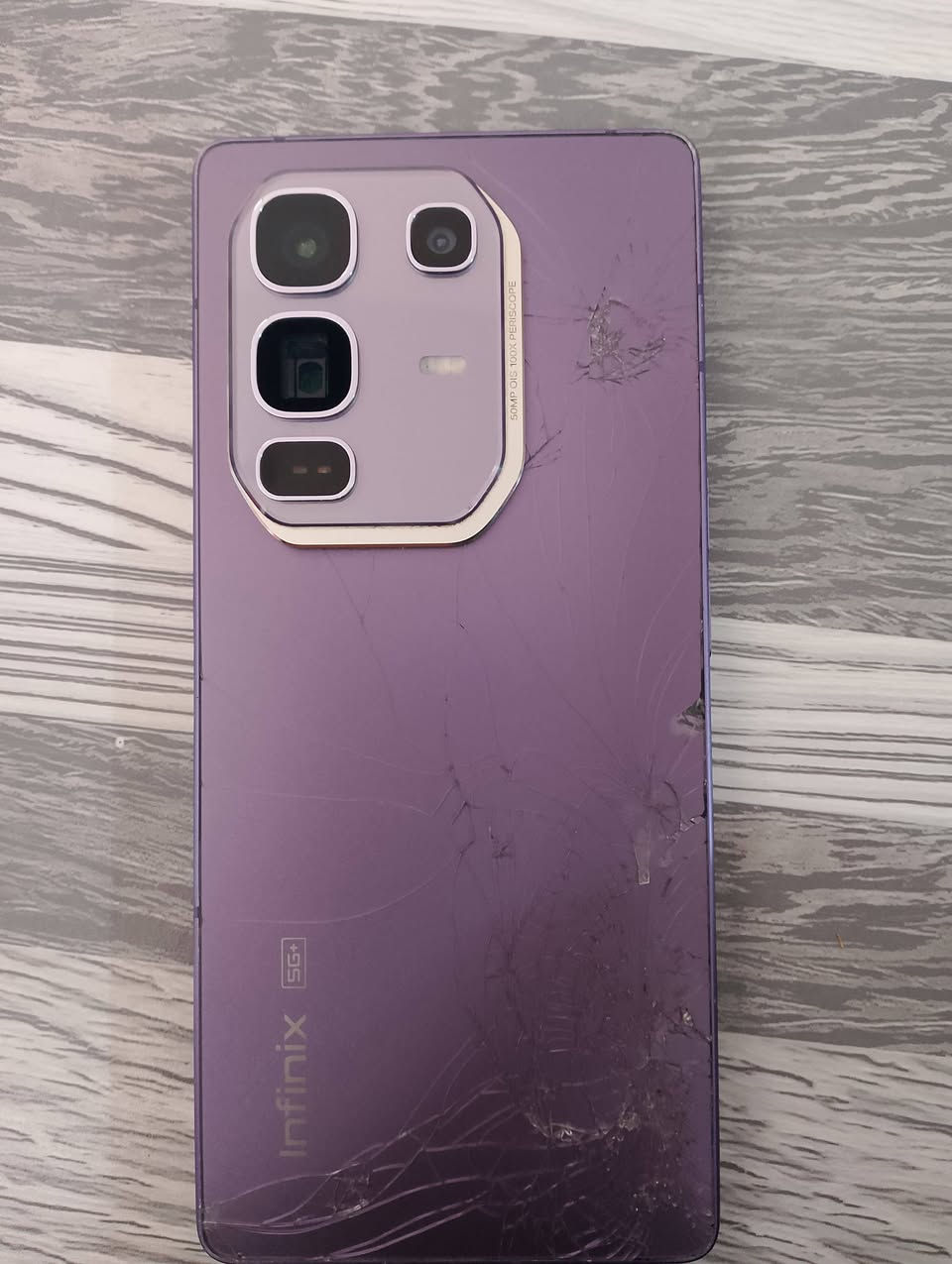 جهاز lnfinix not 50 pro pls 5g
مبدل شاشة اصلية مع ضمان، ضهر مفلش 

كاميرا زوم 100x - حساس سوني 

بطارية ١٠٠، سعة ٥٢٠٠

شاحن ١٠٠ واط 

شاحن لاسلكي ٥٠ واط 

الجهاز ناقصه بس ضهر ب ١٠ الاف 

السعر ١٨٥ واقبل مراوس 

مكاني الهوير 
تواصل: ***********
