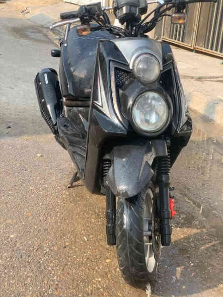 السلام عليكم سكنس جبلي للبيع 
الدراجة كفاله عامه جيب فيتر وافحص والك ضمان يوم كامل الدراجة اي نقص مابيه فقط بكلايت الورا المازده طاكه 

كهربائيات كامله 
دراجة صاله شهر من نازله رمبه 
دهن كله موتول M

بكاني بغداد العبيدي ***********
