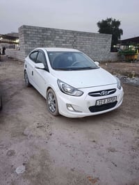 اكسنت 2011 بيهه الجاملغ بس صبغ مكينه 1600 دوش مكينه وكير وصدر ابشرط ال...