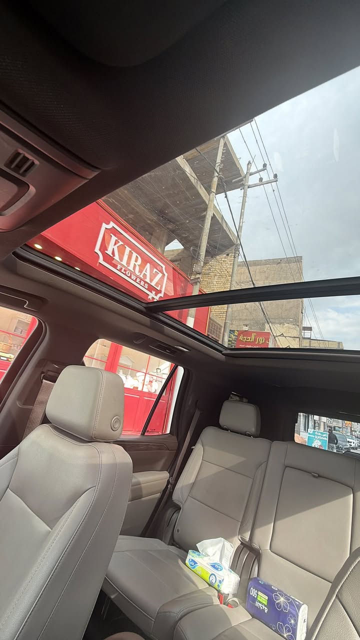 سلام عليكم  تاهو LT مديل 23  خليجي مكفوله كفاله عامه مغلفهPPF بانورامه كشنات جلد 4 كامرات حساس رادار امامي خلفي ماشيه 55 كيلو شاشه جبير 5 بصمه جنطه شفط ونظام حر اليدين السياره بحاله الوكاله مبدل دسكات فقط وبالشركه مال4 عجلات مكاني كربلاء رقم الهاتف*********** السياره شرط الفحص من كلشي سعر 49500 وبيه مجال بسيط للشرايالسعر يعني 4 شداد 95  وكلشي اكو بالشوك اني جناي مو ابو معرض مع حترامي اهل المعارض
