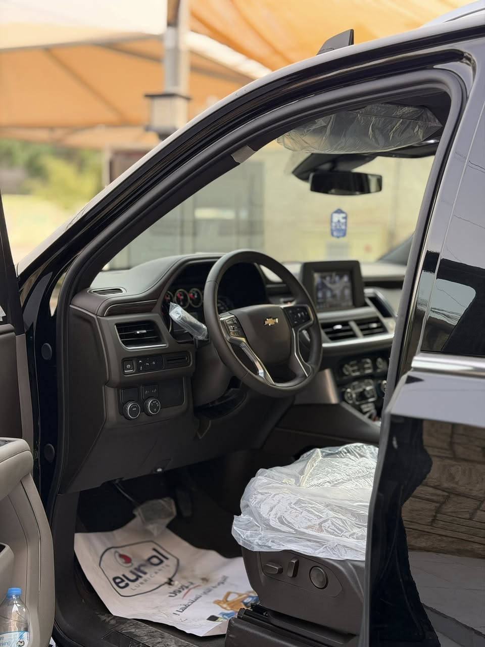 سلام عليكم
🛑 تاهو LS للبيع – موديل 2023 🛑
وارد خليجي – وكالة المنصور
أم الضمان
ماشيه. 17 الف كيلو بعدها على وضع الشركة
رقم بغداد

المواصفات:
• بصمة تشغيل
• حساسات أمامية وخلفية
• رادار أمامي
• مانع تصادم
• تحديد مسار
• رادارات جانبية
• كاميرا خلفية دوّارة
• ثلاث قطع تبريد
• شاشة أعطال
• سايد بريك زر
• تحكمات ستيرن
• كرسي كهرباء
• LED نهاري
• زينون أصلي
• تشغيل عن بُعد
• وباقي المواصفات المعروفة

السيارة مكفولة، فقط حافة الدعّامية الامامي والخلفي صبغ
والسونار موجودة بلمنشور
————————————————
💰 السعر 455ورقة (وبيها مجال)
📍 العنوان: بغداد – شارع فلسطين
📞 للاستفسار: ***********

