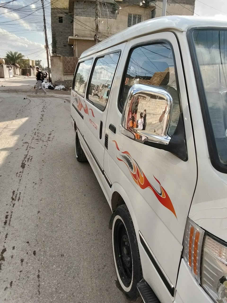 سلام عليكم فتون الفين 2017 للبيع سعر 105
***********😜✈️
