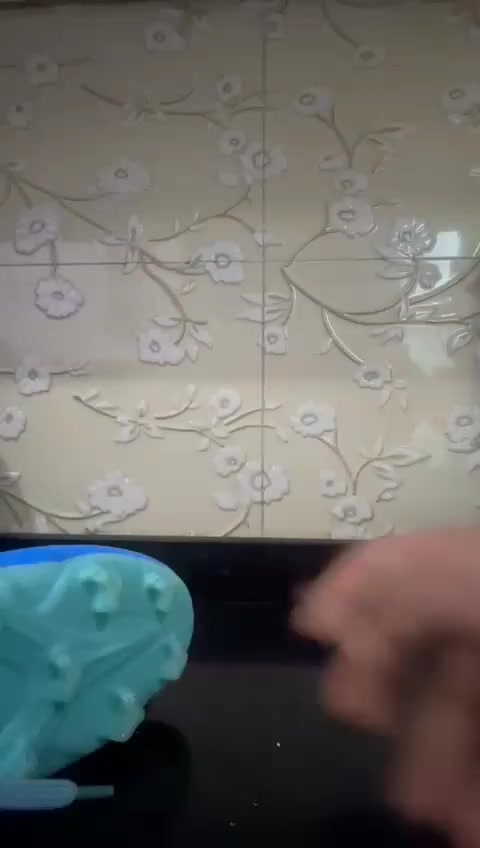 @الجميع
السلام عليكم
لابجين بسامير اصلي ما ملبوس والخامه تخبل  قياس40 رايده ب 20 لان بعده جديد وب اللزكه مكاني بغداد حي الجهاد


**إذا كنت صاحب هذا الإعلان وتريد حذفه لأي سبب، رجاءا أرسل رسالة إلى الدعم الفني**