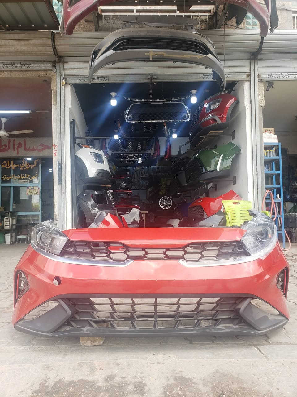 مجمع عواد الخفاجي
يعلن عن وصول ادوات تفصيخ و تجاري 
كيا صول 
كيا فورتي
هونداي فينيو 
هونداي النترا ٢٠١٨
الكائن في الحله الحي الصناعي الشارع العام اتصل بالرقم 
*********** واتساب رجآ تفاصيل أكثر
