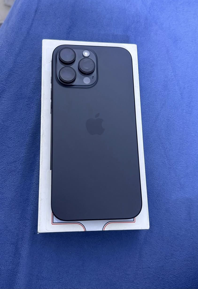 السلام عليكم ايفون 16 برو ماكس  بطاريه 100 مبدل بي بطاريه وبورد  اصليات من الوكاله سعرة 1100 مكاني بغداد مدينة الصدر 
***********
