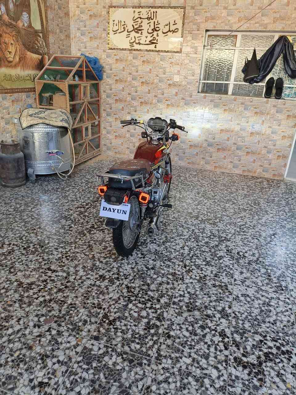 يالله سلام عليكم دراجه للبيع ايراني 4 كير موديل 2024 دراجه اوراق كاملة خير من الله مابيها اي نقص كلشي شغال بيها عنوان بغداد فلكه حي النصر السعر 575 وبيها مجال بسيط ***********
