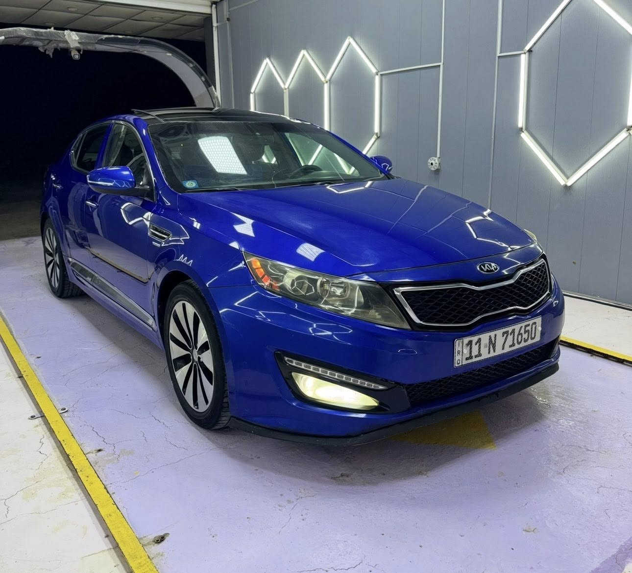 سلام عليكم كيا اوبتما ٢٠١٣
فول مواصفات sxl 

مري شفط قلاب 

سستم صوت 

تدفئة تبريد مقاعد 

اوتو هولد سايد بريك بصمة

فتحة سقف بانوراما 

كشنات كهرباء 

كامرة خلفية 

مكفولة من الصبغ والتبديل 

حادثهة تقرير مياه امطار وصور الحادث موجودة 

سيارة جاهزة من كل نقص 

محرك ٢٠٠٠ gdi تيربو 

محرك كير كهربائيات مكفولات 

ماشية ١٠٦ الف ميل 

مكان السيارة ديالى الخالص 

السعر ١٢٠ $

***********

***********
