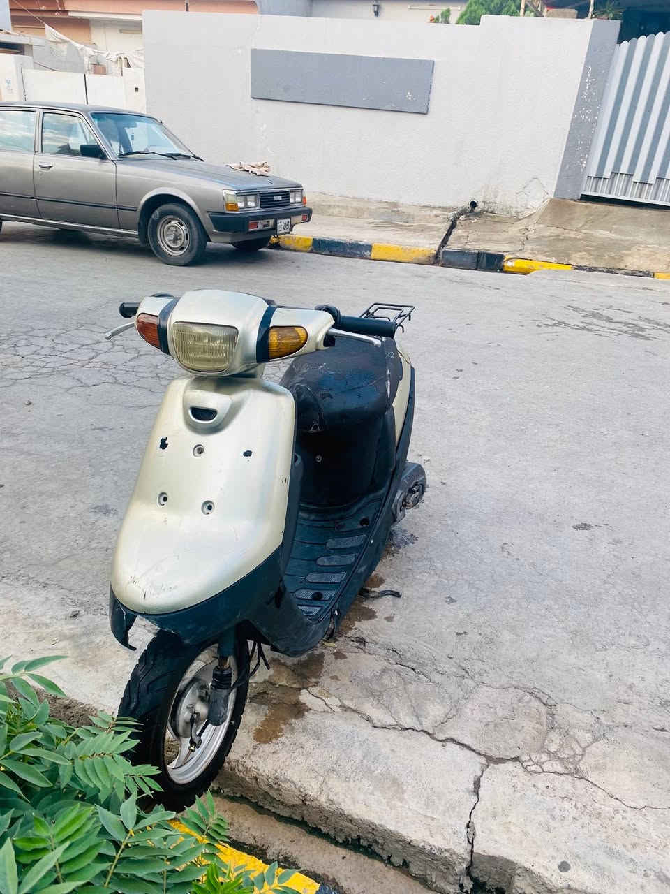 ماطور بوتين شرط ما مفتوح وارمنيه كلها شغاله السعر 250 والشرايه ينتصل على الرقم ***********
