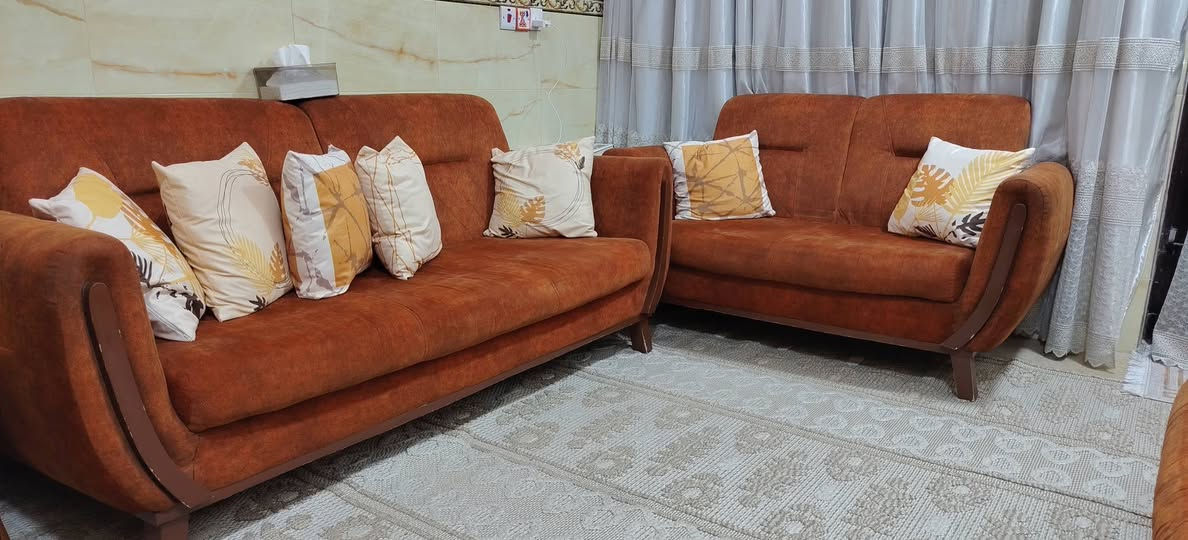 تخم ١٠ مقاعد مع الكوشات ٥٠٠ الف


**إذا كنت صاحب هذا الإعلان وتريد حذفه لأي سبب، رجاءا أرسل رسالة إلى الدعم الفني**