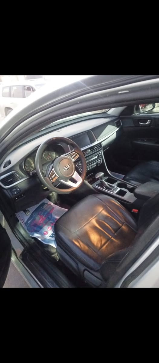 السلام عليكم كيه اوبتيما للبيع موديل 20 معوقين تنفك شهر 10 مرقم بغداد 125 ***********
