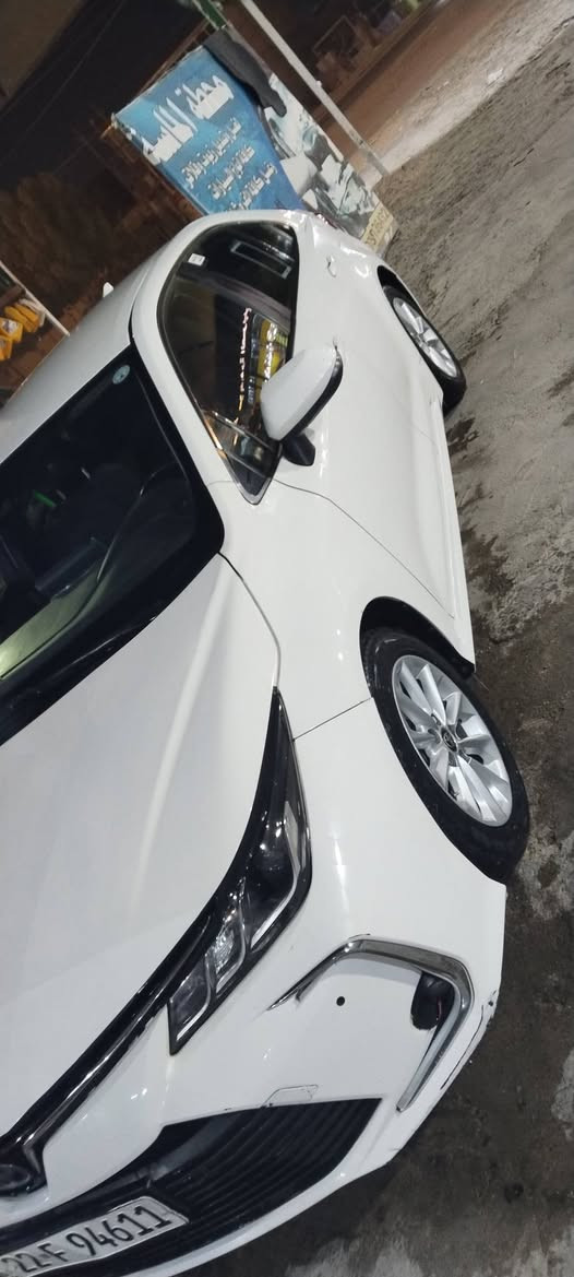 سلام عليكم ورحمه كورلا هايبرد موديل 2022  اخوان السياره مو صيني و مشروطه همين  بيها قطعه وحده. جاملغ امين بدون دواخل نهائيا  فول مواصفات عدى الفتحه  مري شفط تحكم بصمه قطعتين تبريد السياره خير من لله مكينه وكير كفاله عامه. السعر 145 وبيها مجال ***********  اخوان لحد يكلي الزيرو ب ١٥٠  اكو شي يفرق عن شي
