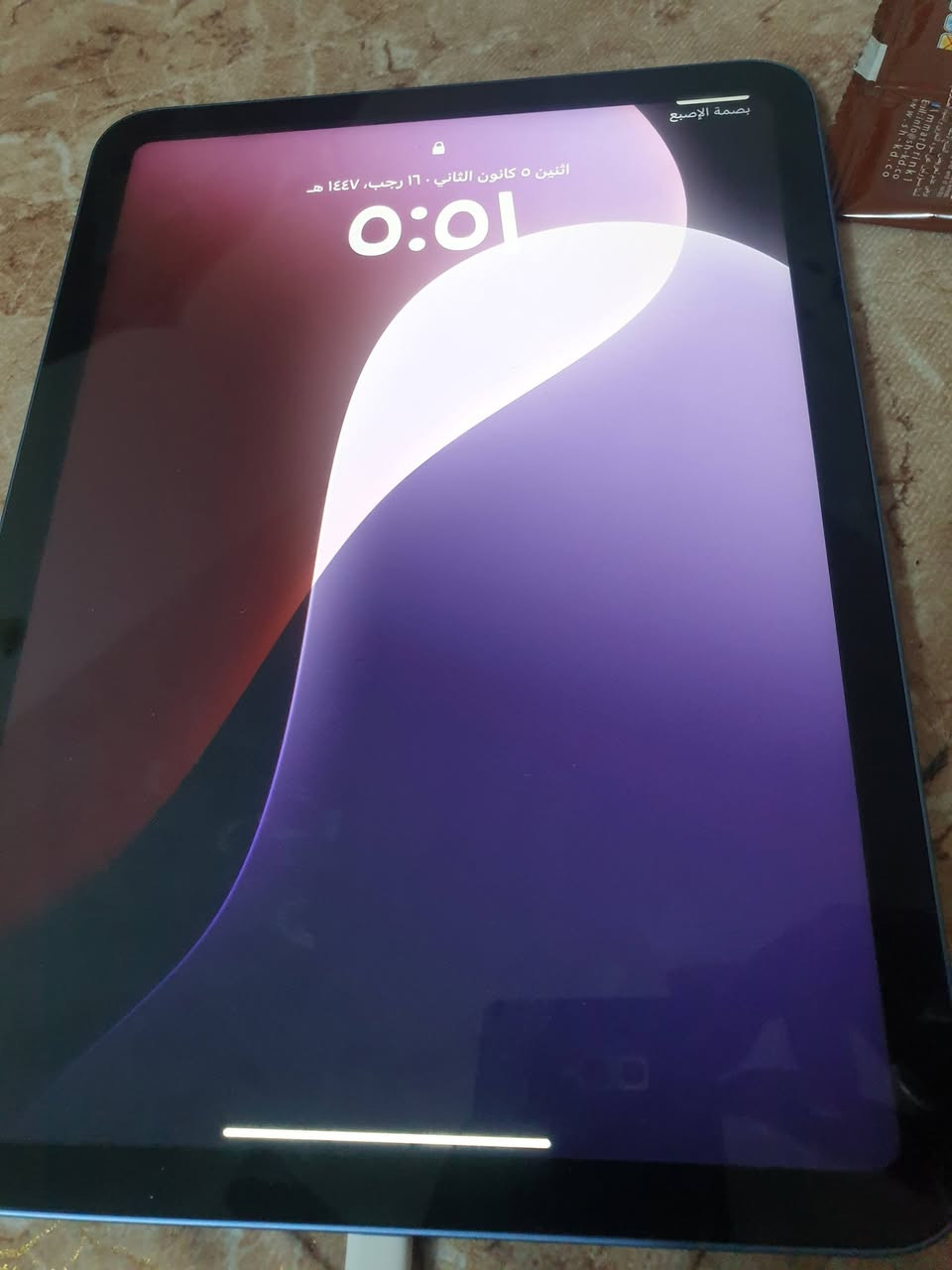 ايباد 10ذاكره 64نضافه 100/100والبطاريه 100مستخدم 22يوم بس عنوان ديالى خالص رقم مبايل***********
