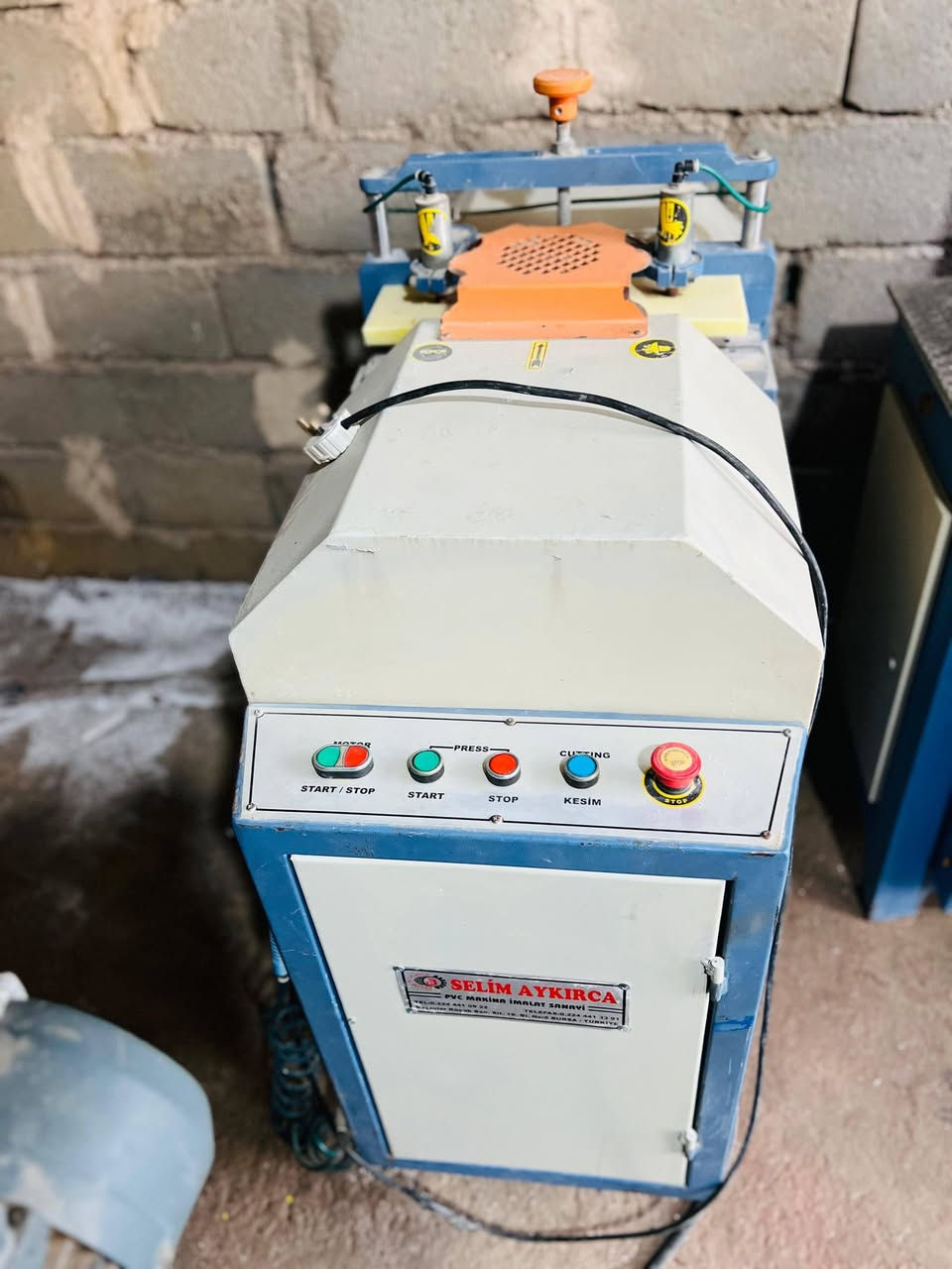 السَلٱمٌ عـَلـْيگمّ-ۈرحـْمّـٌة ٱللـّہ ﯙبُرگـّاتہ
معمل سليم سنكل 5 قطع للبيع جديد مستعمل شي قليل

جاهز مجهز شرط موطورات بلادي لاملفوف ولا مفتوح
@إشارة 
***********

***********
