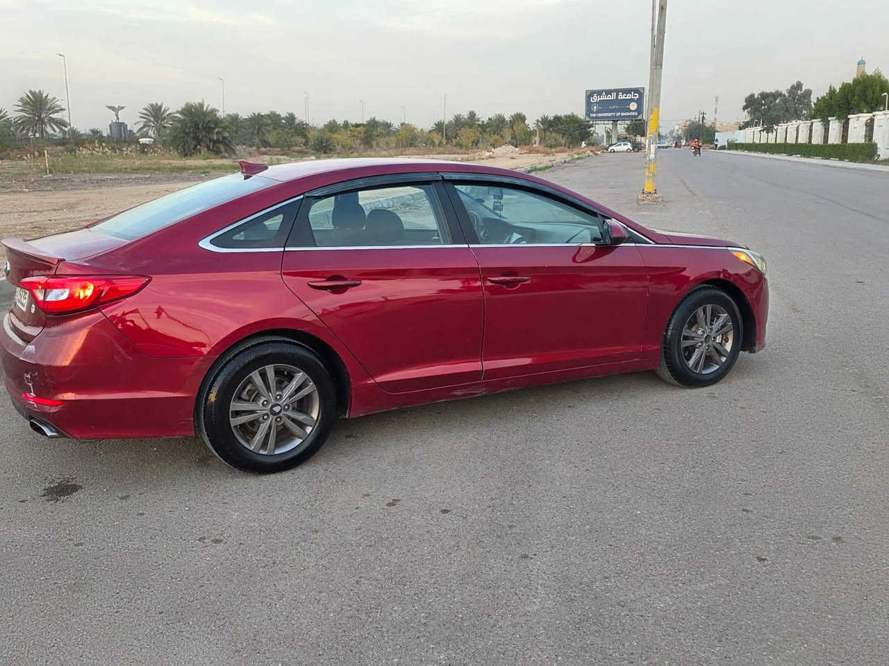 هونداي سوناتا موديل 2015 داخلة كلين فقط مازدة مكسورة وبل عراق صار بيهة صبغ جاملغ وباب السونار مرفق بل منشور السعر 112 مكان السيارة بغداد حي العامل ***********
