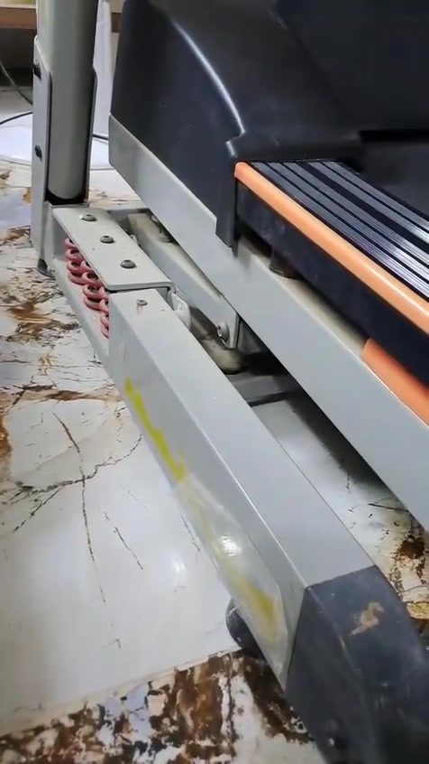 جهاز جري دبل ماطورحجم كبير ذات مواصفات عالية يتحمل وزن 160كيلو مع دهن قايش سعر 290..


**إذا كنت صاحب هذا الإعلان وتريد حذفه لأي سبب، رجاءا أرسل رسالة إلى الدعم الفني**
