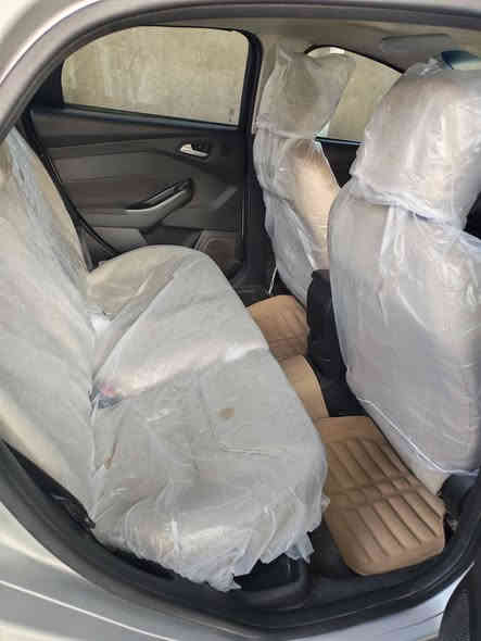 فورد فوكس 

موديل 2018

رقم بغداد شرط تحويل 

مكينه 2000  4سلندر 

سياره خير من الله مكينة وكير 

نقص بس تبريد تخم تاير صدر امامي خلفي 

كهربائيّات كله شغاله 

مكان بغداد السعر ٩٥ وبيه مجال 

اي استفسار اتصل وات ساب 

***********
