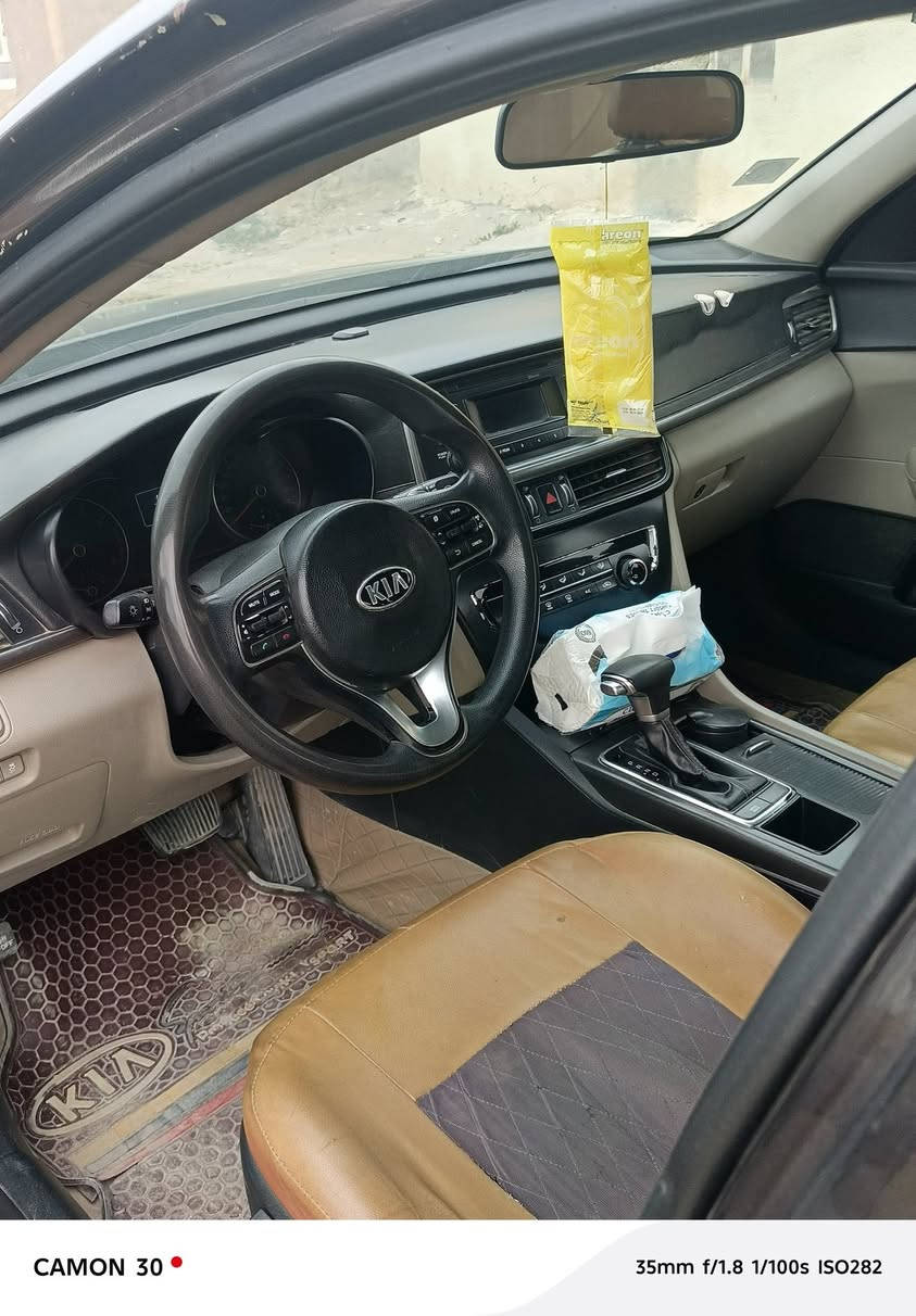 سلام عليكم اوبتيما خليجي 2017 البيع 
مكينه 2400 سياره بيه جاملغ بنيد وجاملغ ثاني نفسه مصلح بدون دواخل حداديه تخم تاير جديد تبريد ثلج ❄ السعر 135 وبيه مجال المكان الديوانيه الحمزه الشرقي استفسار
رقم ***********
