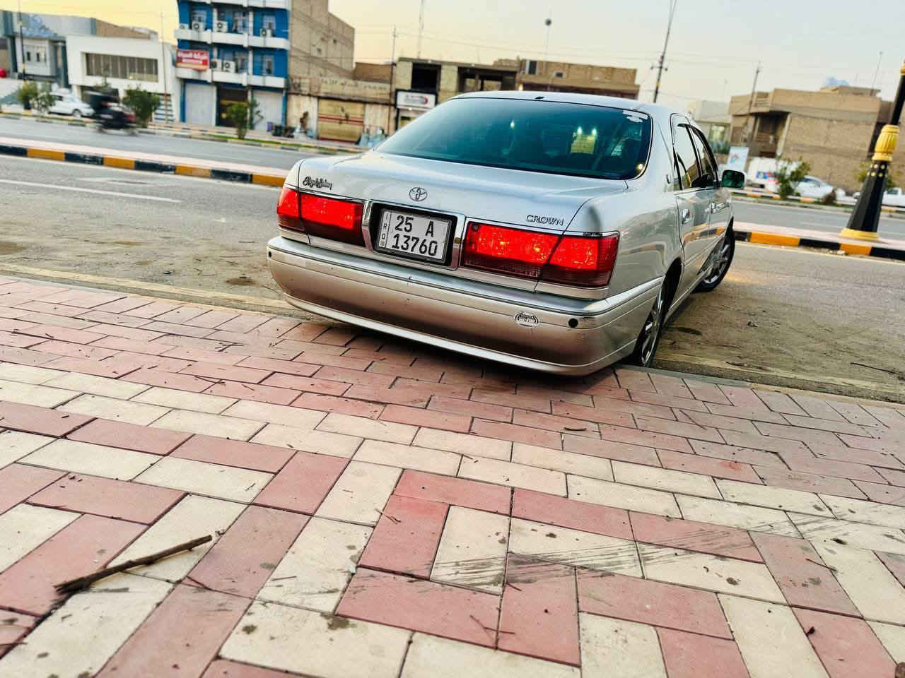 سلام عليكم ... 
للبيع ملكه موديل 2003 . كرستال اصل لون سلفري 
رقم كركوك دولي مداور وين ميعجبك 
مواصفاته 
دكمتين 
كشنات كهربائية
مكينه وكير جدد  
ديفور زغير 
تحوير النجف فوك وجوه 
تبريد ثلج شرط 
حداديه امامي وخلفي ستوني سويته 
سياره جديده وترايك شرط180
لايت عالي ناصي زنون اصلي 
نيكل بيبان 
وبعد بيه مواصفات 
كفاله عامه
بيع فقط فقط بيع 
السعر135وبيه مجال 
***********
مكاني النجف
