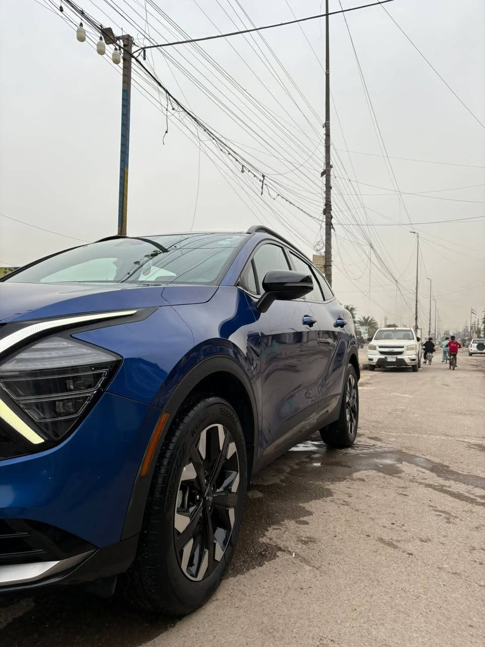 السلام عليكم
للبيع او مراوس بسياره اقل من سعرها 
كيا سبورتج( 2024
فول 1/1  أعلى مواصفات 
عداد المسافات  (22) ألف فقط 
حادث سياره قطعتين فقط جاملغ وبنيد 
السيارة دخول وترقيم اربيل جديد
السيارة جديدة وبدون اي نقص 
المواصفات
1- بصمه تشغيل ابواب وتشغيل عن بعد
2- بانوراما 
3-كشنات جلد
4- شاشه كبيره لمس متصل
5- محرك 2500
6- حساسات امامي وخلفي
7- فور ويل 4&4
8- لدات امامي خلفي 
9- اطفاء ذاتي 
10- رادار امامي وخلفي وجانبي
11- تبريد قطعتين  بيانو 
12- كشنات كهرباء وتدفئه 
13- خمس وضعيات قياده (سمارت- سبورت- اقتصادي-ثلجي - اعتيادي)
14- كير 8 سرعات
15- اشاير بل امري 
16- ويل كب اسود 18
17- شحن واير ليس
18-صندوك كهرباء 
19-تنبيه اهتزاز بلستيرن
——————————————————————
للأستفسار 
*********** 
مكان سياره بغداد
