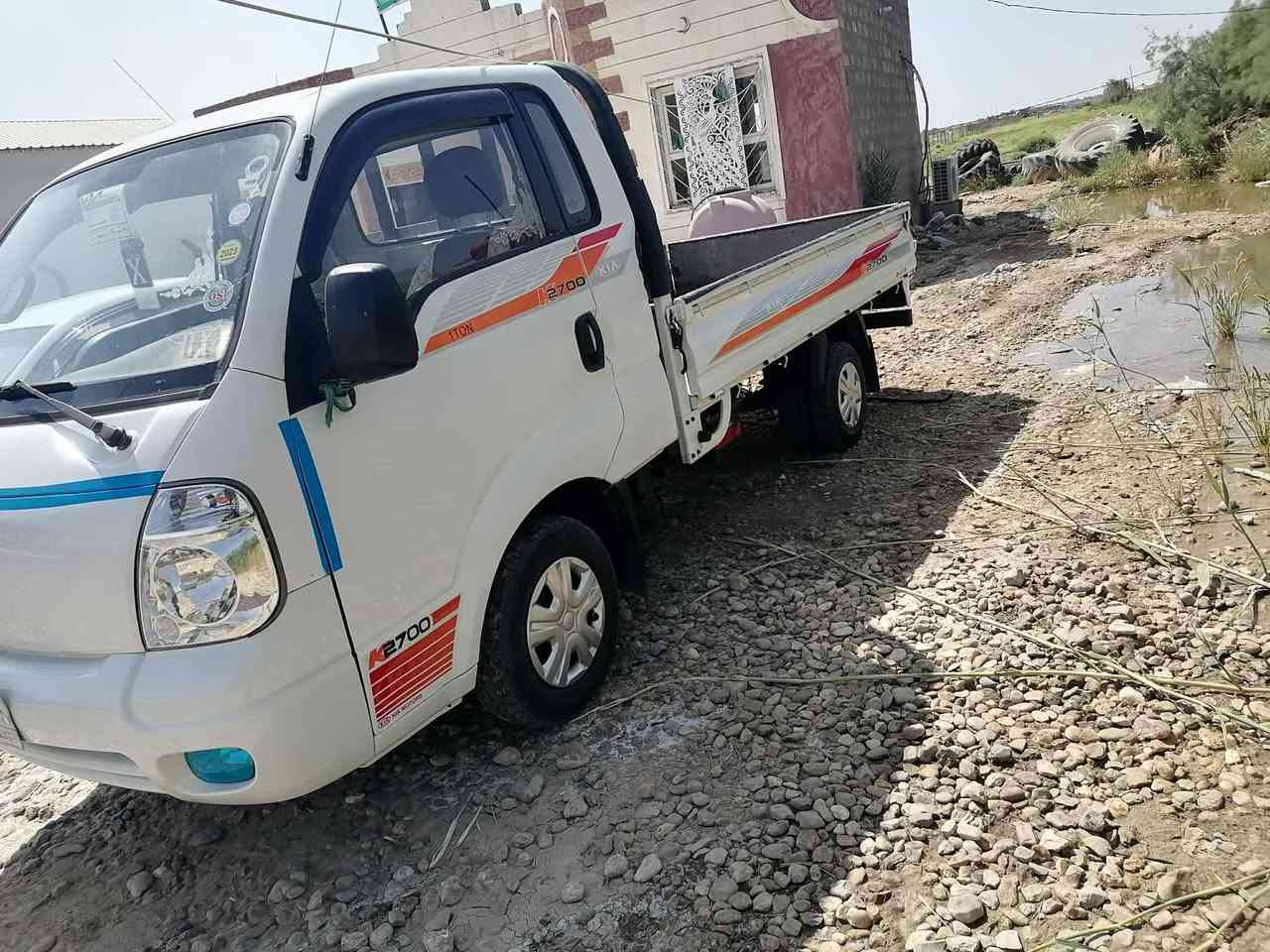 كيا حمل 
رقم واسط 
تحول 
كفاله 
جاهزه 
تخم تاير صدر 
جديد 
مكاني واسط الزبيديه 
‏‪***********‬‏
