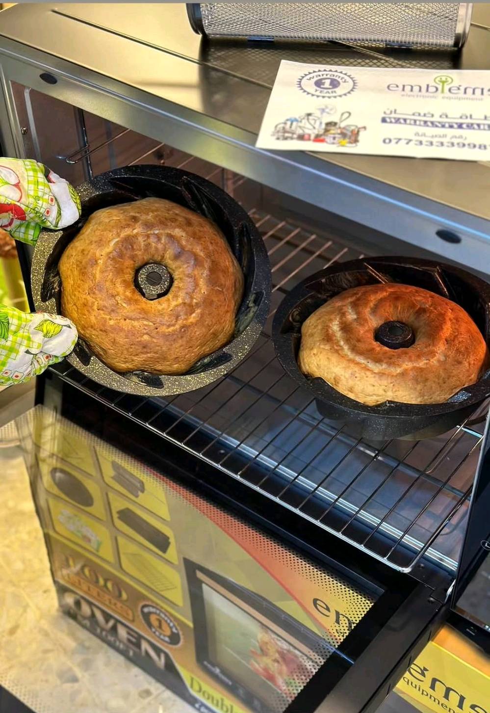 🔥✨ فرن كهربائي سعة100 لتر من Embleme ✨🔥
إذا تدور على فرن قوي وكبير يلبي كل احتياجاتك… هذا الخيار المثالي 👌
🍽️ سعة كبيرة 100 لتر 
مناسب للعوائل الكبيرة والمناسبات 🎉
🔥 توزيع حراري احترافي
4 هيترات من الأعلى + 4 من الأسفل لضمان استواء مثالي لكل الأكلات 😍
🍕 ملحقات متكاملة:
✔️ دبل صواني
✔️ صينية بيتزا 🍕
✔️ شبك (فنگر) للشوي
✔️ سيخ شواية دوّار للدجاج 🍗
✔️ صينية لتجميع الدهون
💡 مزايا إضافية:
✨ مروحة داخلية لتوزيع الحرارة
✨ مصباح داخلي لمتابعة الطبخ
✨ تحكم كامل بتشغيل الهيترات
✨ طلاء داخلي أصلي مقاوم للصدأ والتكلسات 💯
🛡️ ضمان سنة كاملة (وكالة امبليوم)
🚚 توصيل سريع ومجاني لكل محافظات العراق
📩 للحجز والاستفسار:
مراسلة الصفحة خاص أو واتساب
📱 ***********
💥 لا تضيع الفرصة… خلي مطبخك احترافي مع Embleme 💥