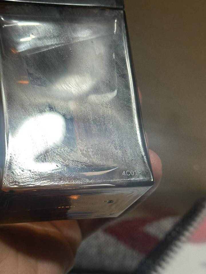 السلام علیکم
عطر دیور هوم بارفوم حجم ۱٠٠مل  اصدار قدیم
انتاج مقطوع
حالە عطر فقط مفتوح نایلون غیر مستخدم
مصدر شراء موثقە
سعر عطر 250الف نیهائي فقط توصیل مجاني
یوجد توصیل کل محافضات کردستان محفضات عیراق


**إذا كنت صاحب هذا الإعلان وتريد حذفه لأي سبب، رجاءا أرسل رسالة إلى الدعم الفني**