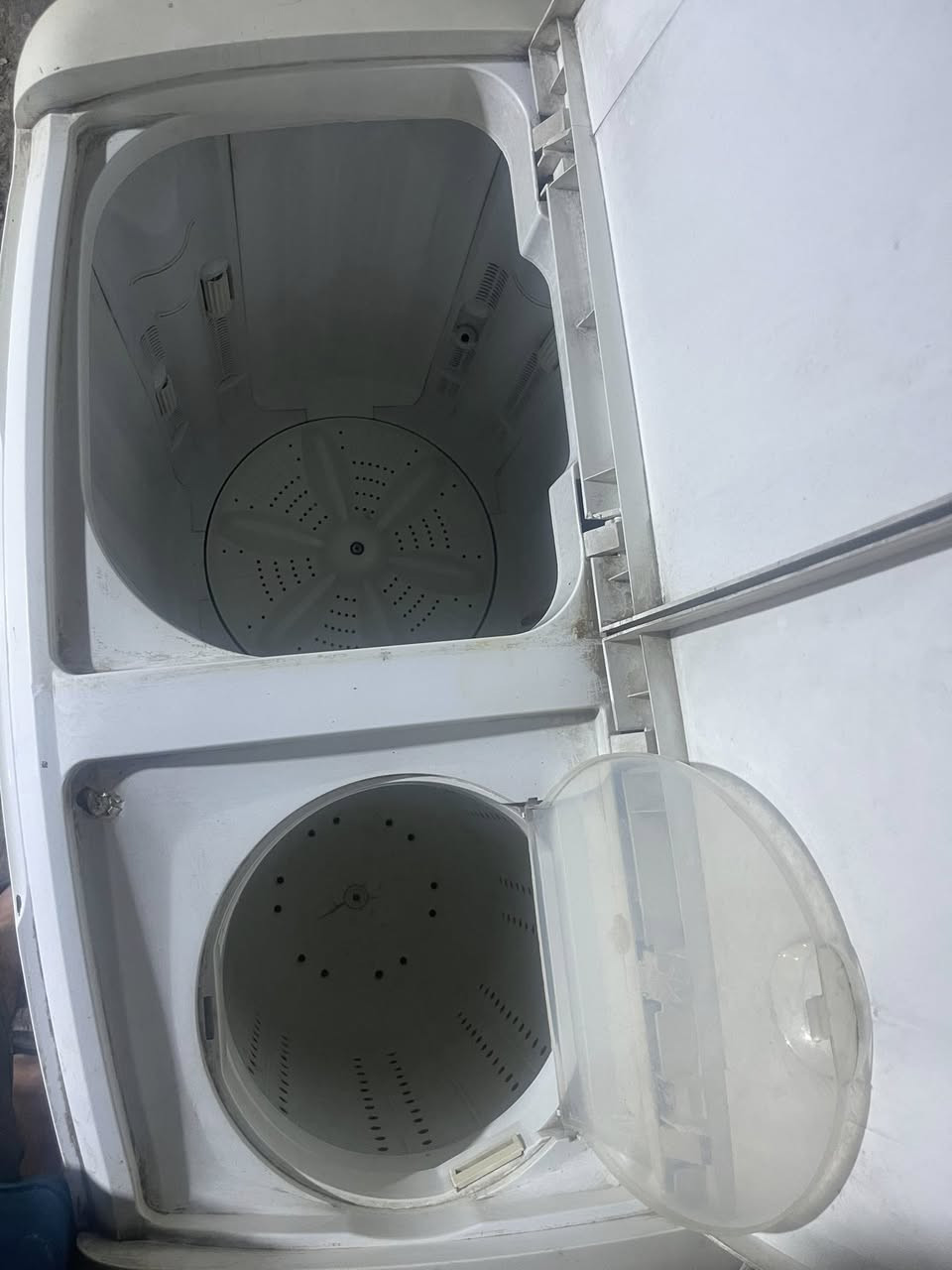 غسالة شغالة كلشي مابيها للبيع بغداد


**إذا كنت صاحب هذا الإعلان وتريد حذفه لأي سبب، رجاءا أرسل رسالة إلى الدعم الفني**